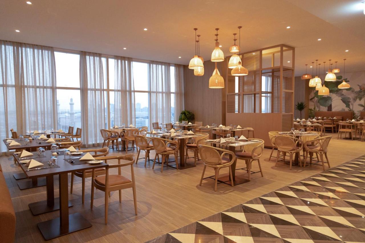 Novotel Jumeirah Village Triangle Dubai Luaran gambar