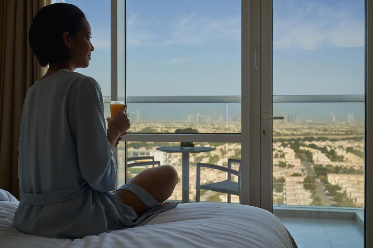 Novotel Jumeirah Village Triangle Dubai Luaran gambar