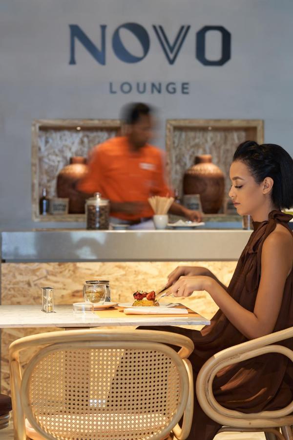 Novotel Jumeirah Village Triangle Dubai Luaran gambar
