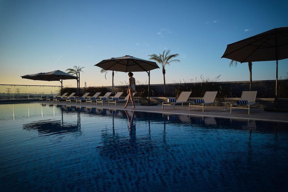 Novotel Jumeirah Village Triangle Dubai Luaran gambar